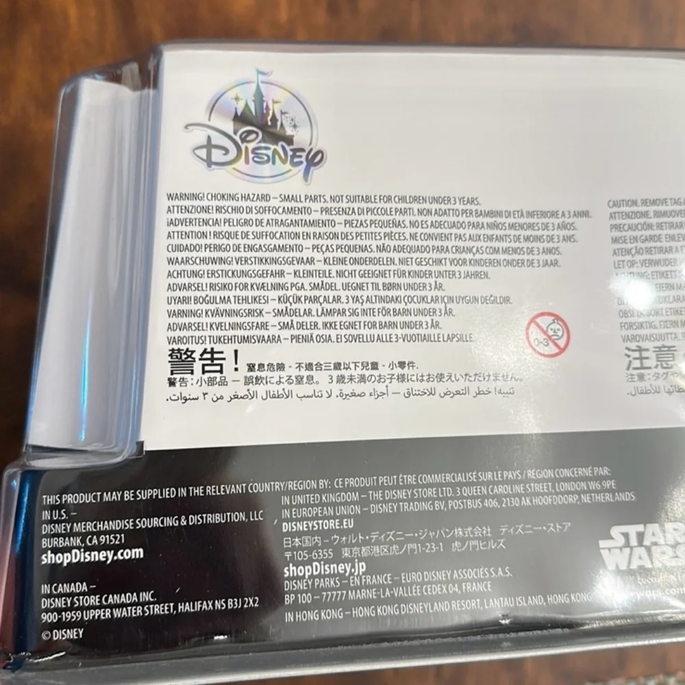 New Disney Parks Star Wars Mandalorian Figurine Set! - Picture 3 of 5